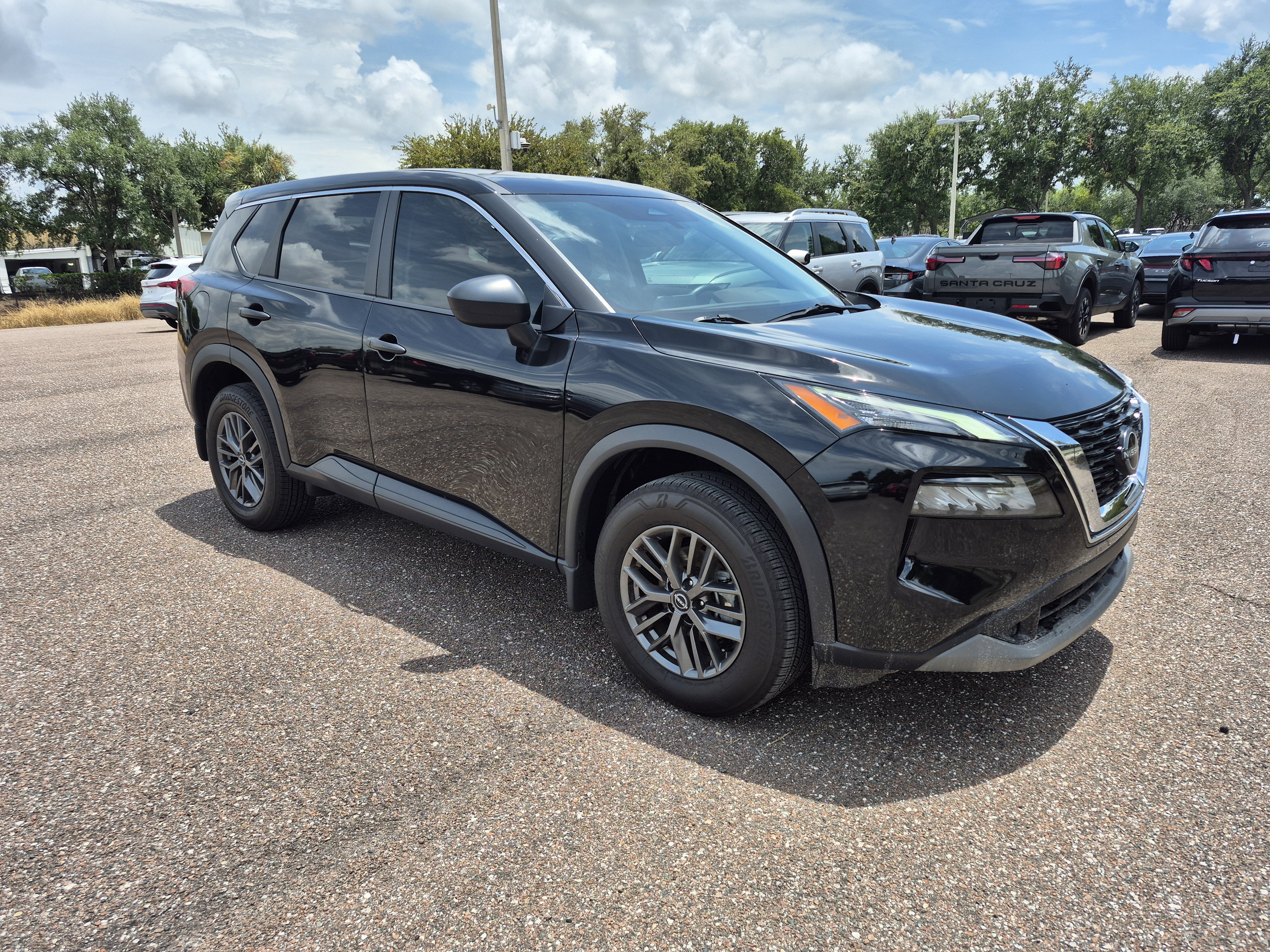 Used 2022 Nissan Rogue S FWD image 10