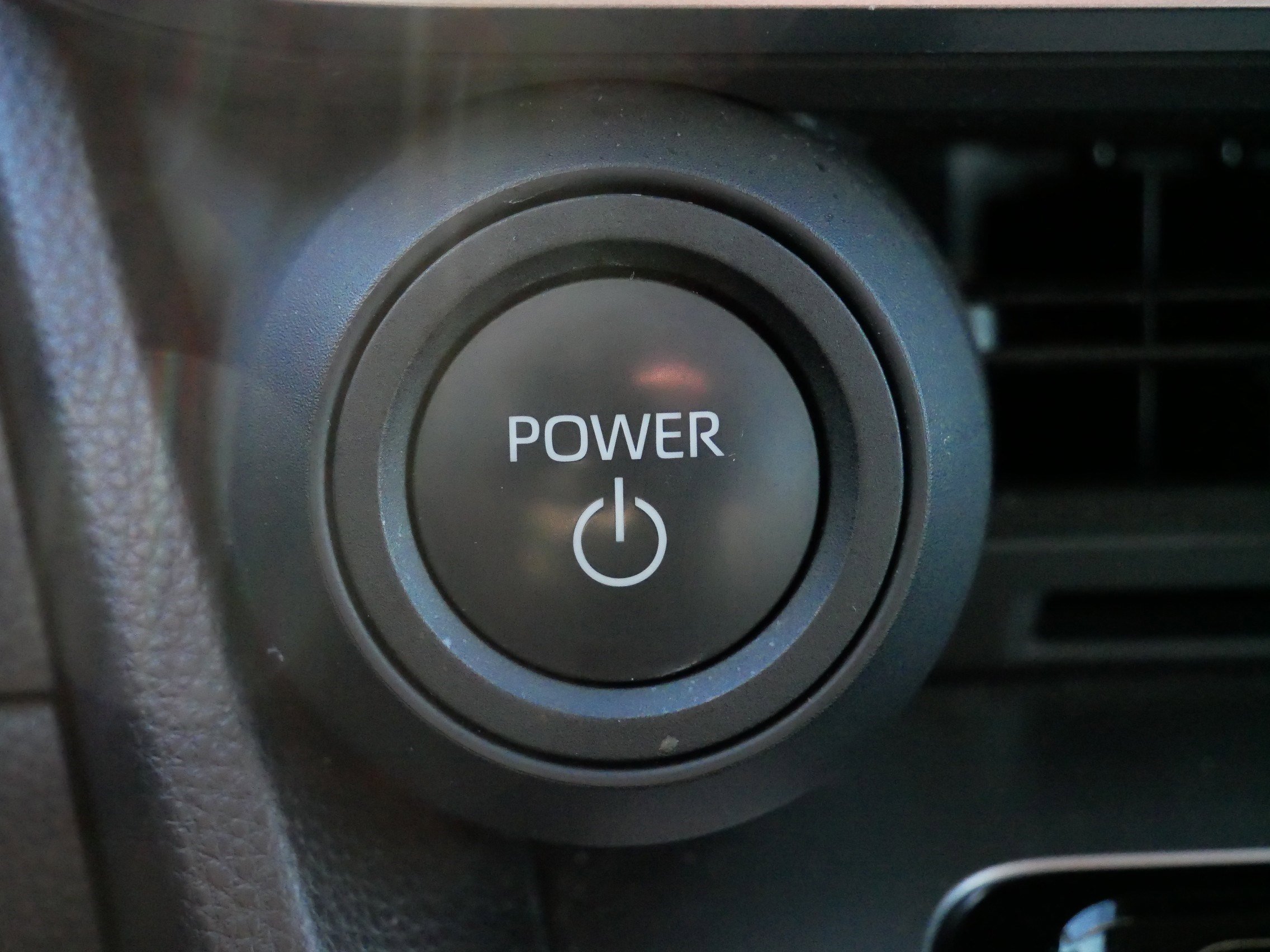 Certified 2024 Toyota Prius LE image 27