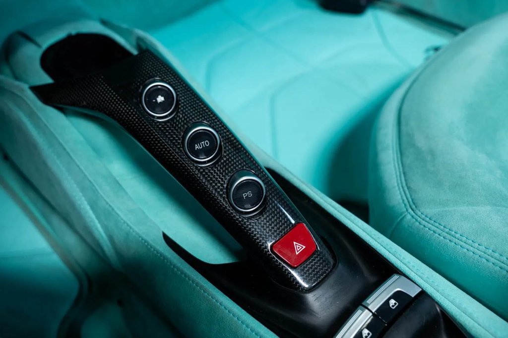 Used 2016 Ferrari 488 Spider RWD image 28