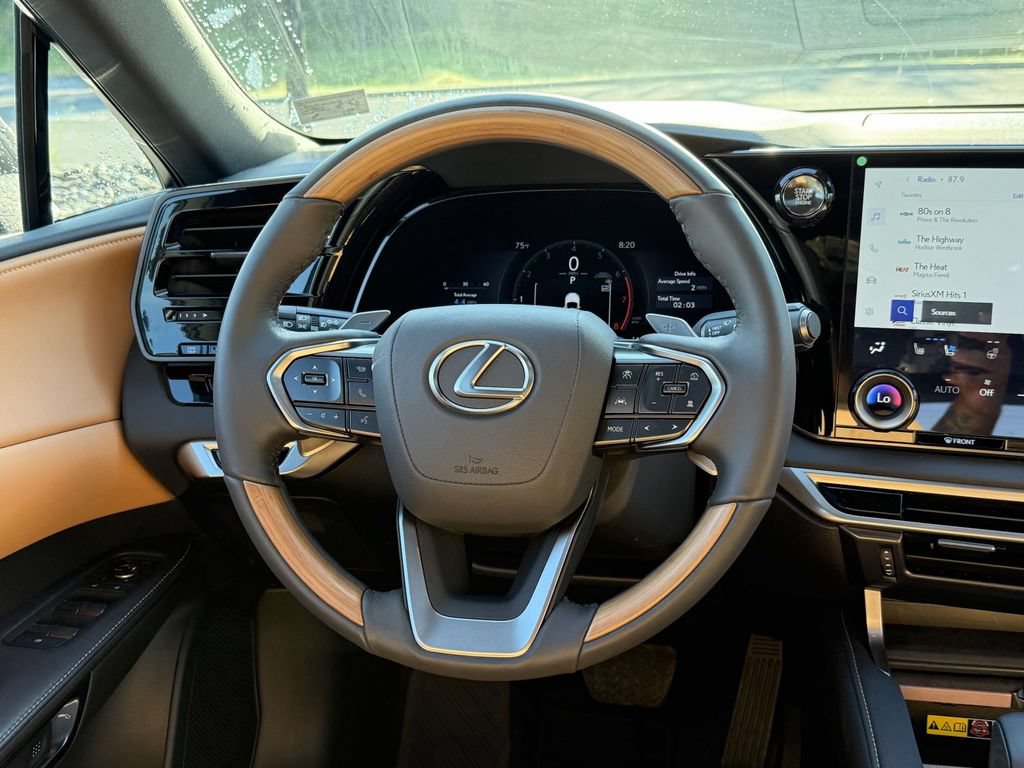 Used 2026 Lexus RX 350 Premium w/ Accessory Package (Z1) AWD/4WD image 9