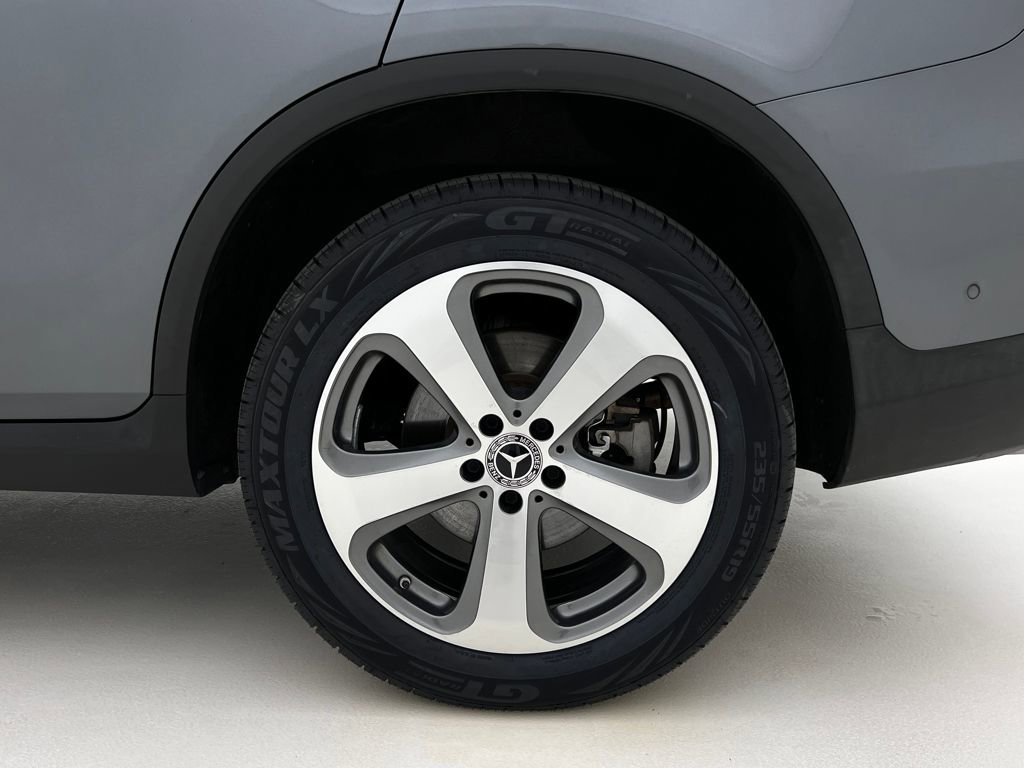 Used 2021 Mercedes-Benz GLC 300 4MATIC image 27