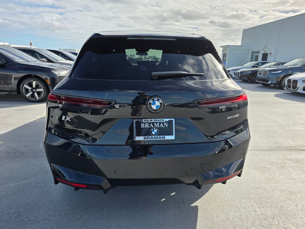 New 2026 BMW iX xDrive60 image 5