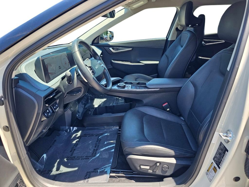 Used 2023 Kia EV6 Wind RWD image 17