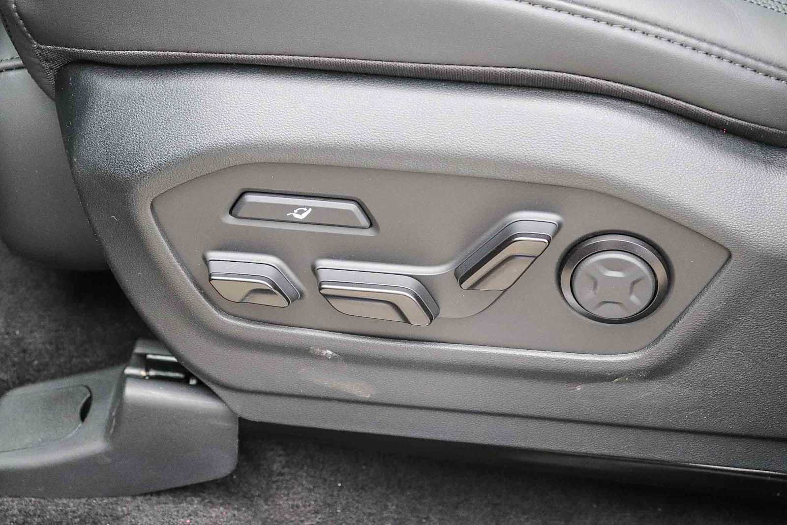 New 2026 Hyundai Santa Fe Calligraphy FWD image 26