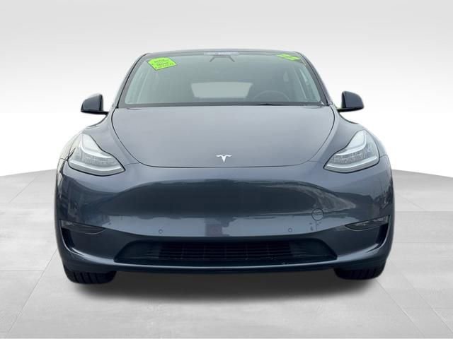 Used 2022 Tesla Model Y Long Range image 9