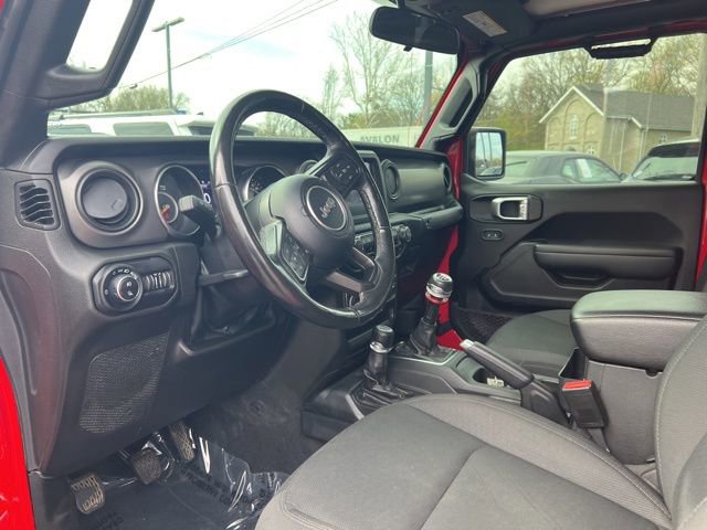 Used 2022 Jeep Gladiator Willys image 2