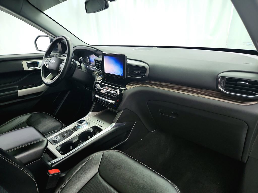 Used 2021 Ford Explorer Limited image 34
