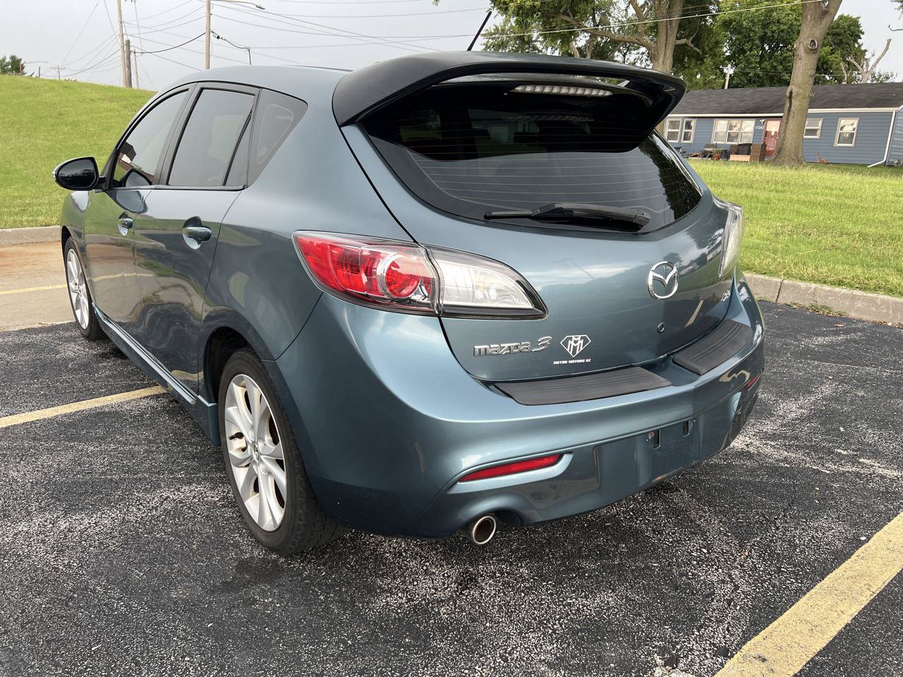 Used 2010 MAZDA MAZDA3 s Sport FWD image 3