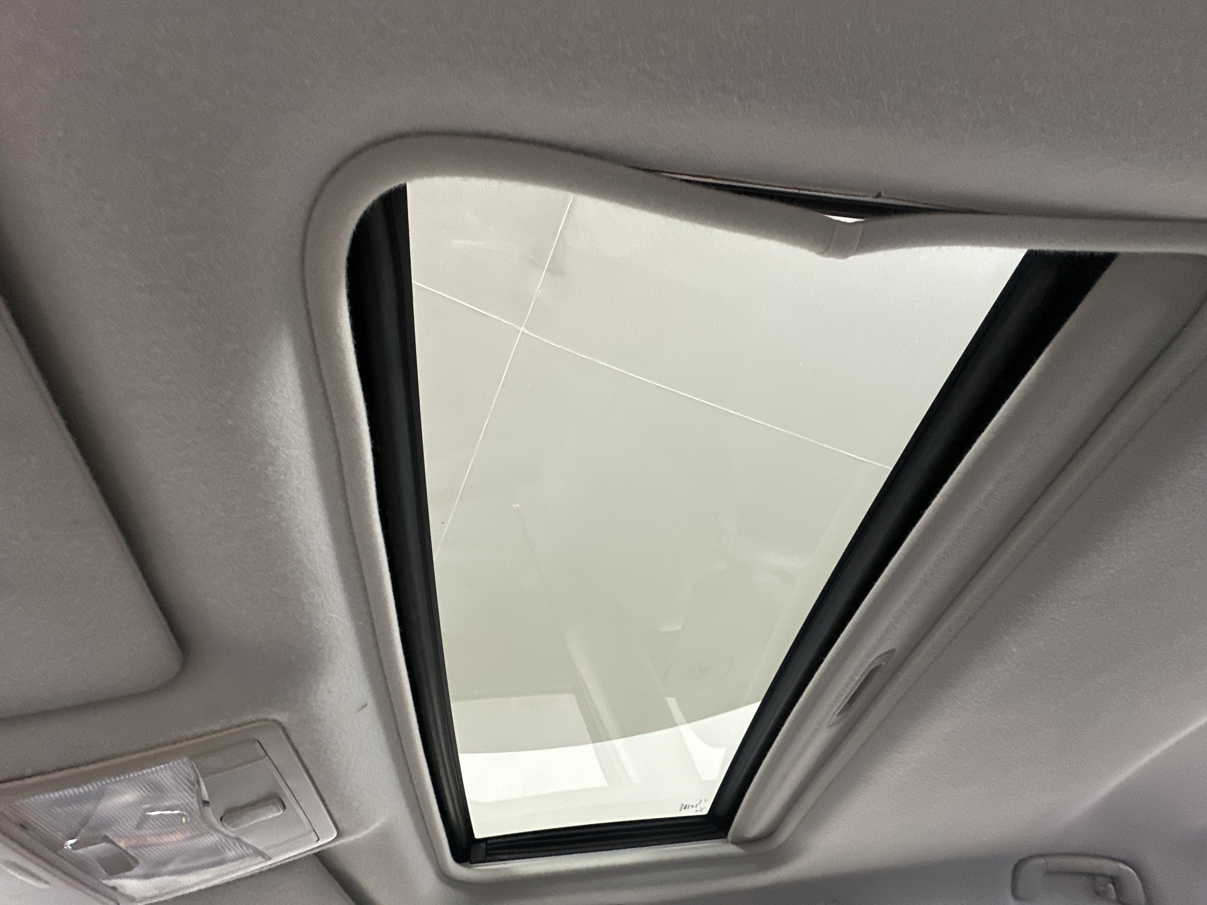 Used 2006 Toyota Avalon XLS image 20