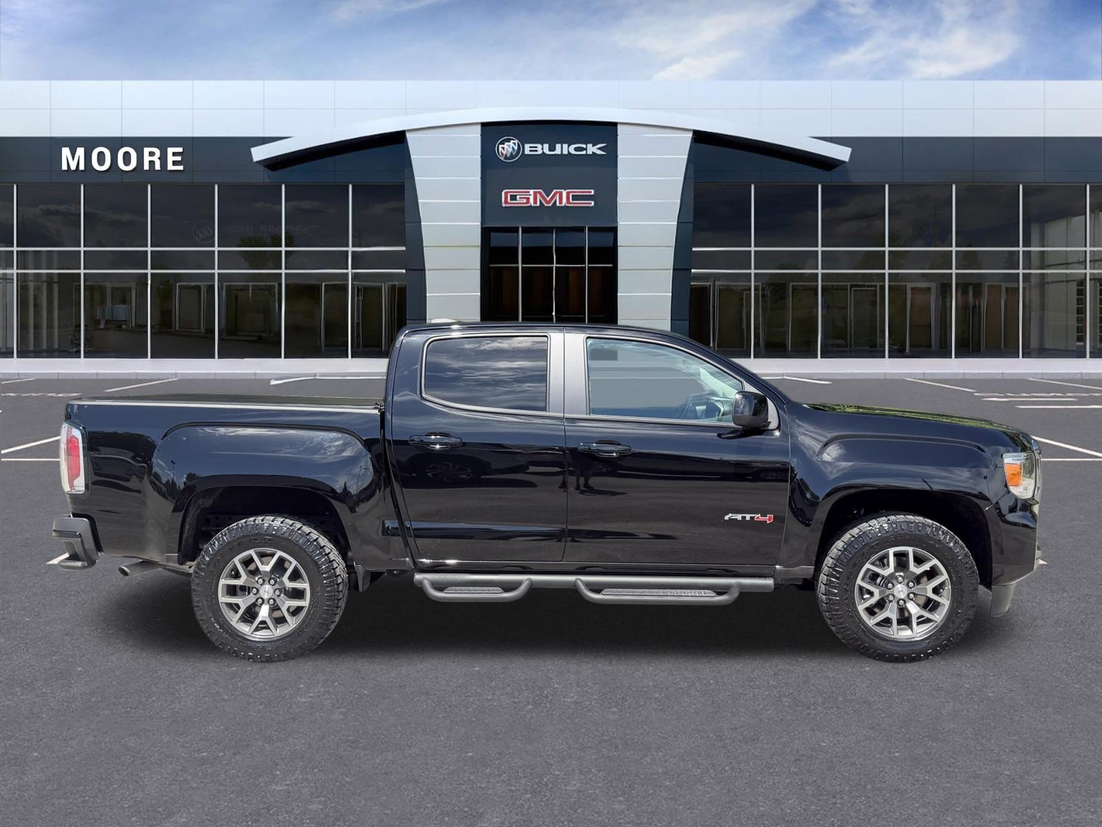 Used 2022 GMC Canyon AT4 w/ Trailering Package AWD/4WD image 2