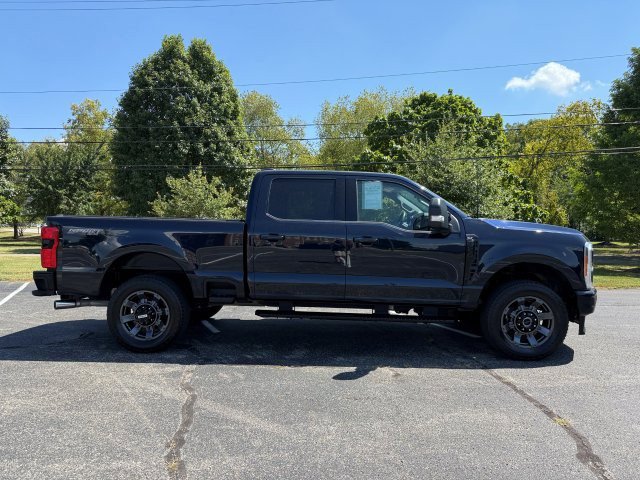 Used 2023 Ford F250 XLT w/ XLT Premium Package image 10