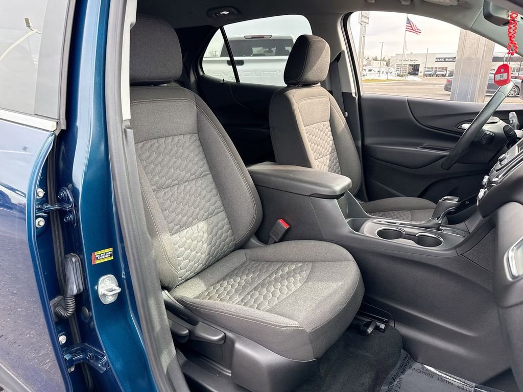 Used 2020 Chevrolet Equinox LT image 25