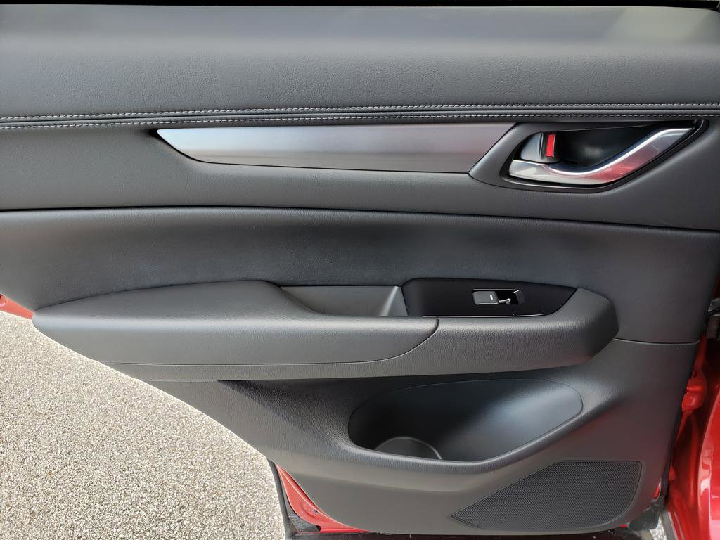 Used 2025 MAZDA CX-5 AWD 2.5 S w/ Select Package image 11