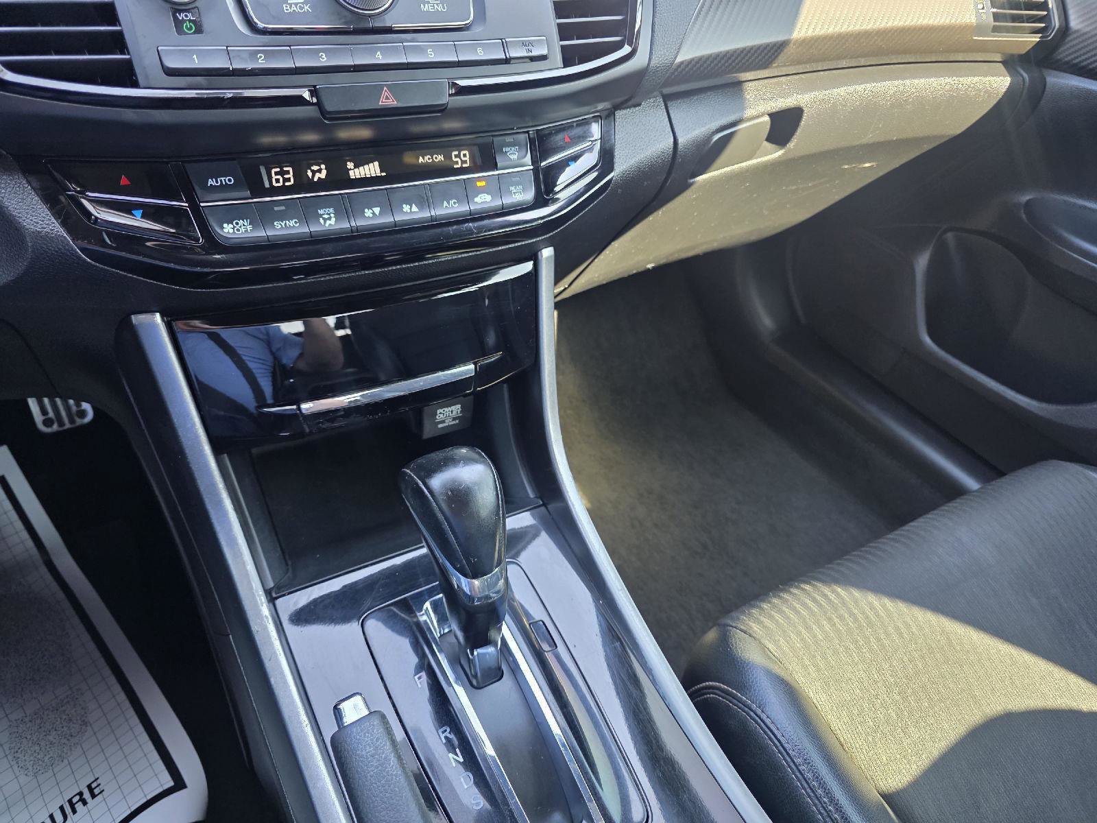 Used 2017 Honda Accord Sport image 15