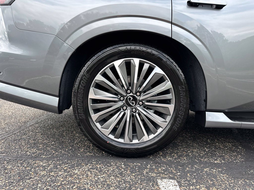 New 2027 INFINITI QX80 Luxe AWD/4WD image 10