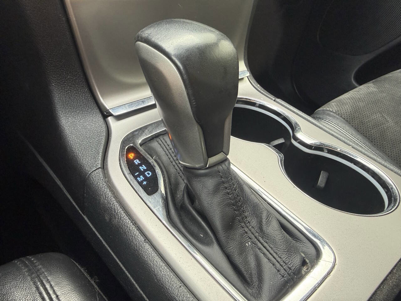 Used 2018 Jeep Grand Cherokee Altitude AWD/4WD image 11