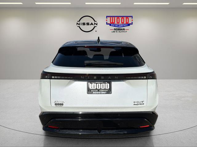 Used 2025 Nissan Ariya AWD image 3