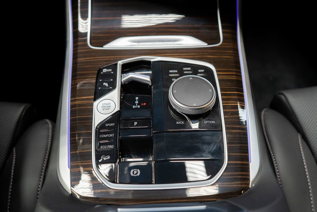 Used 2026 BMW X5 xDrive40i image 32