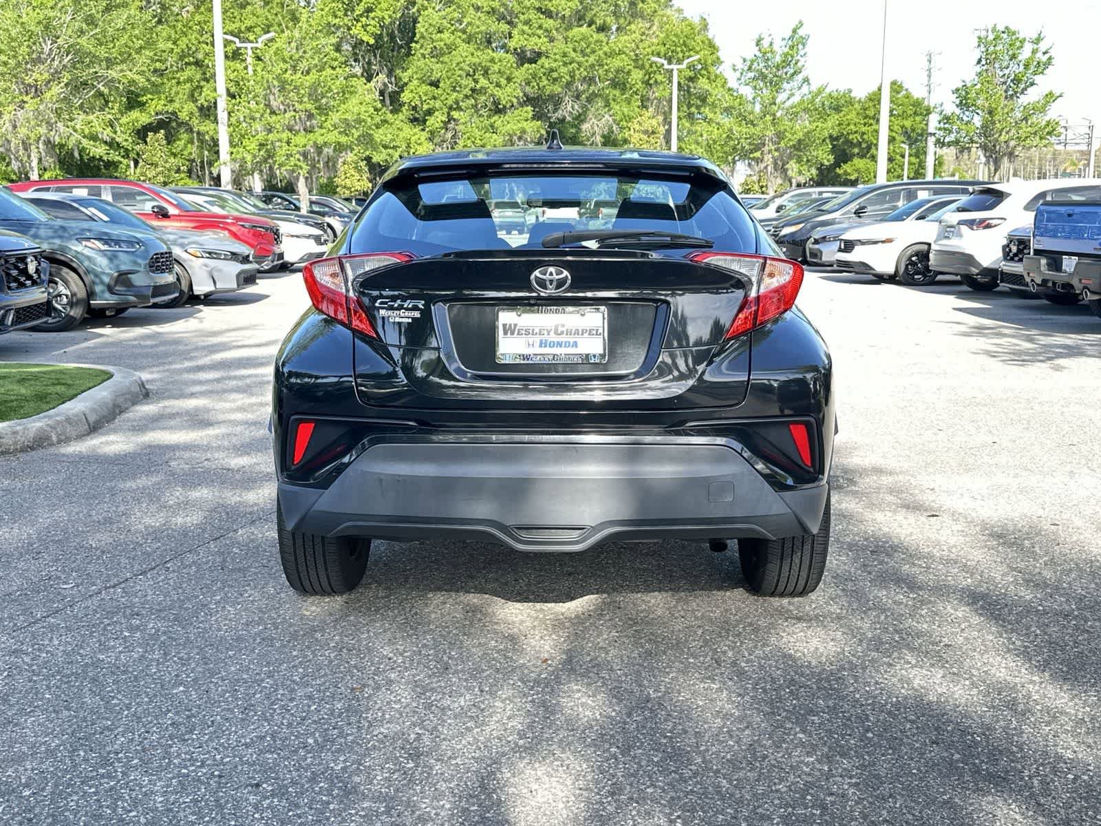 Used 2019 Toyota C-HR LE image 5
