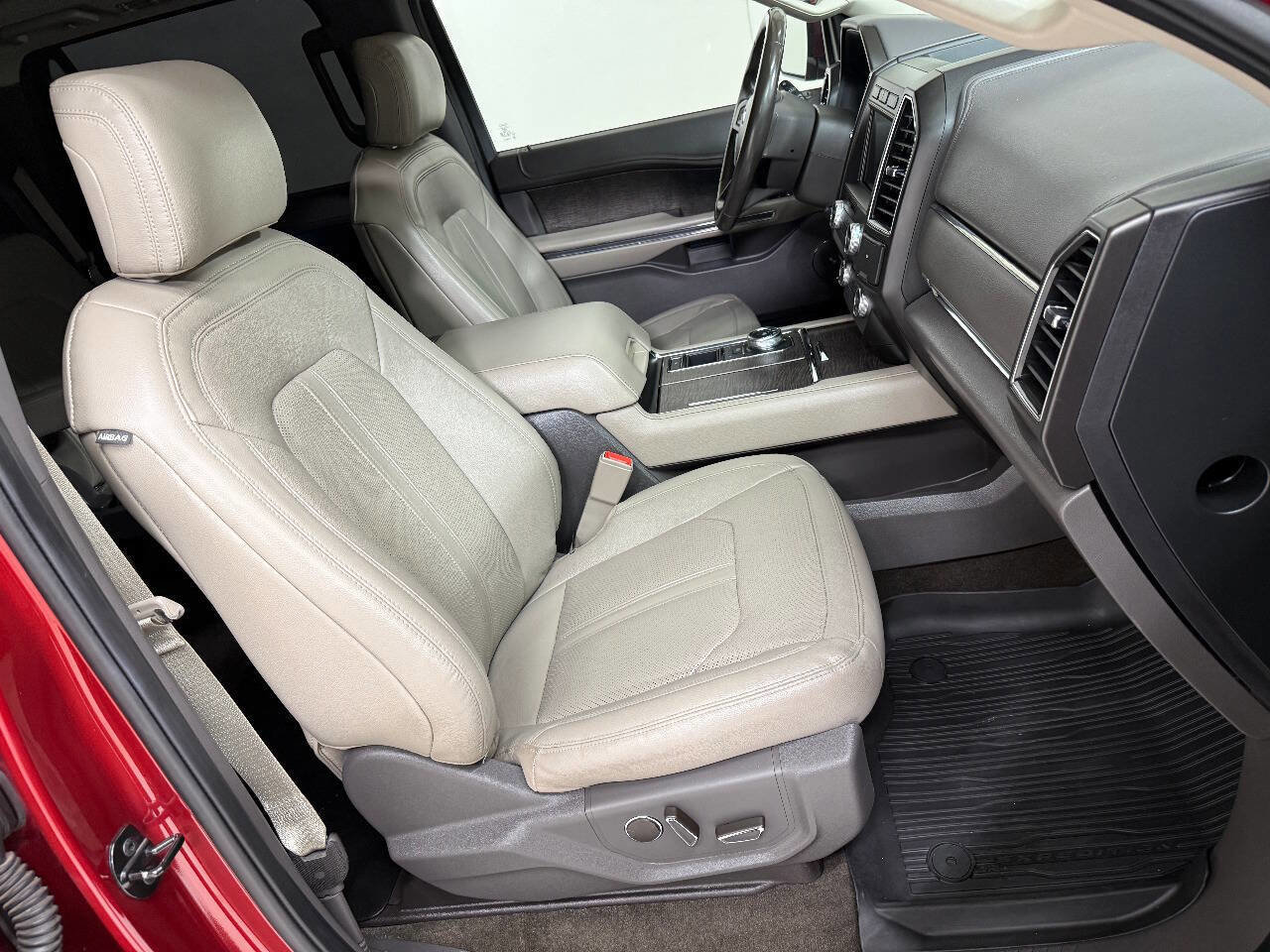 Used 2019 Ford Expedition Limited w/ Driver Assistance Package RWD image 30