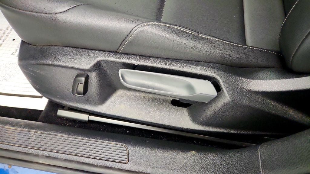 Used 2015 Volkswagen Golf TDI S FWD image 11