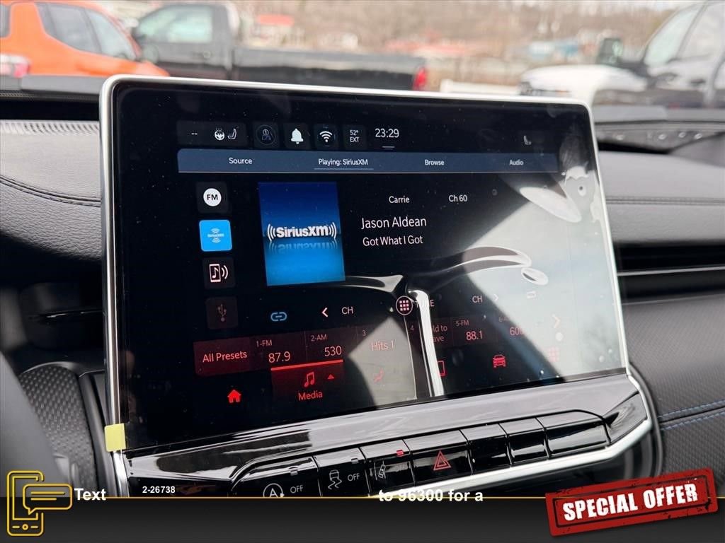 New 2026 Jeep Compass Latitude image 10