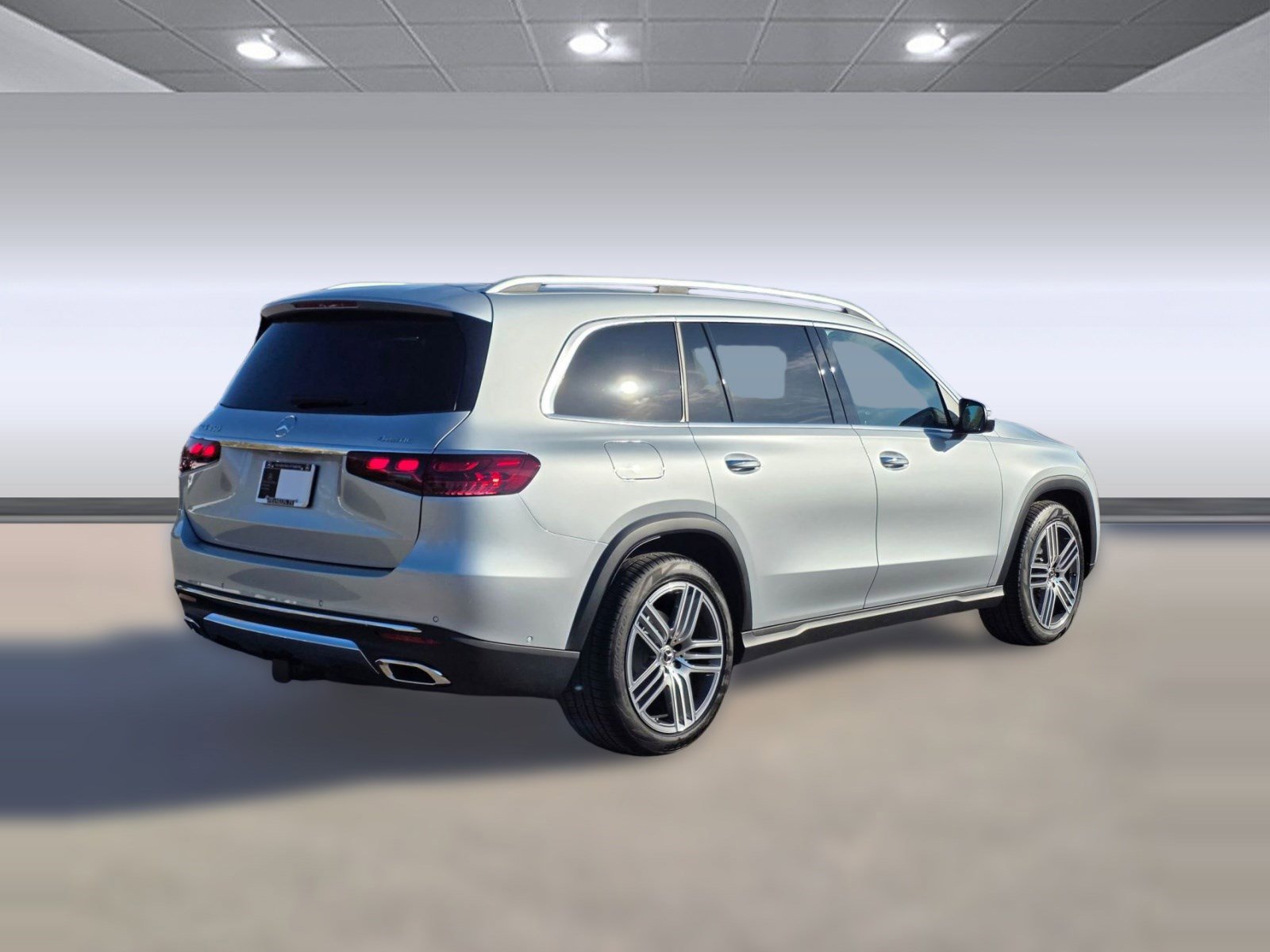 Used 2026 Mercedes-Benz GLS 450 4MATIC image 8