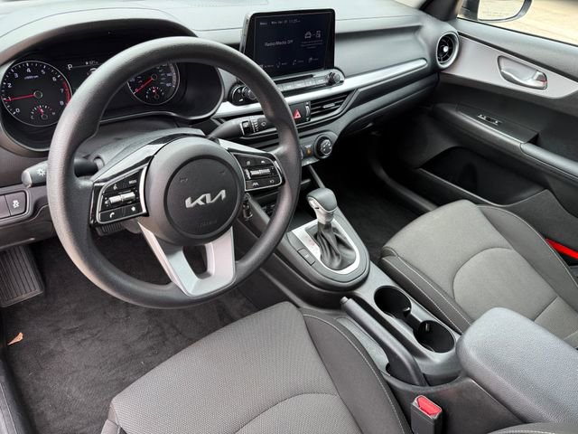 Used 2023 Kia Forte LXS FWD image 9