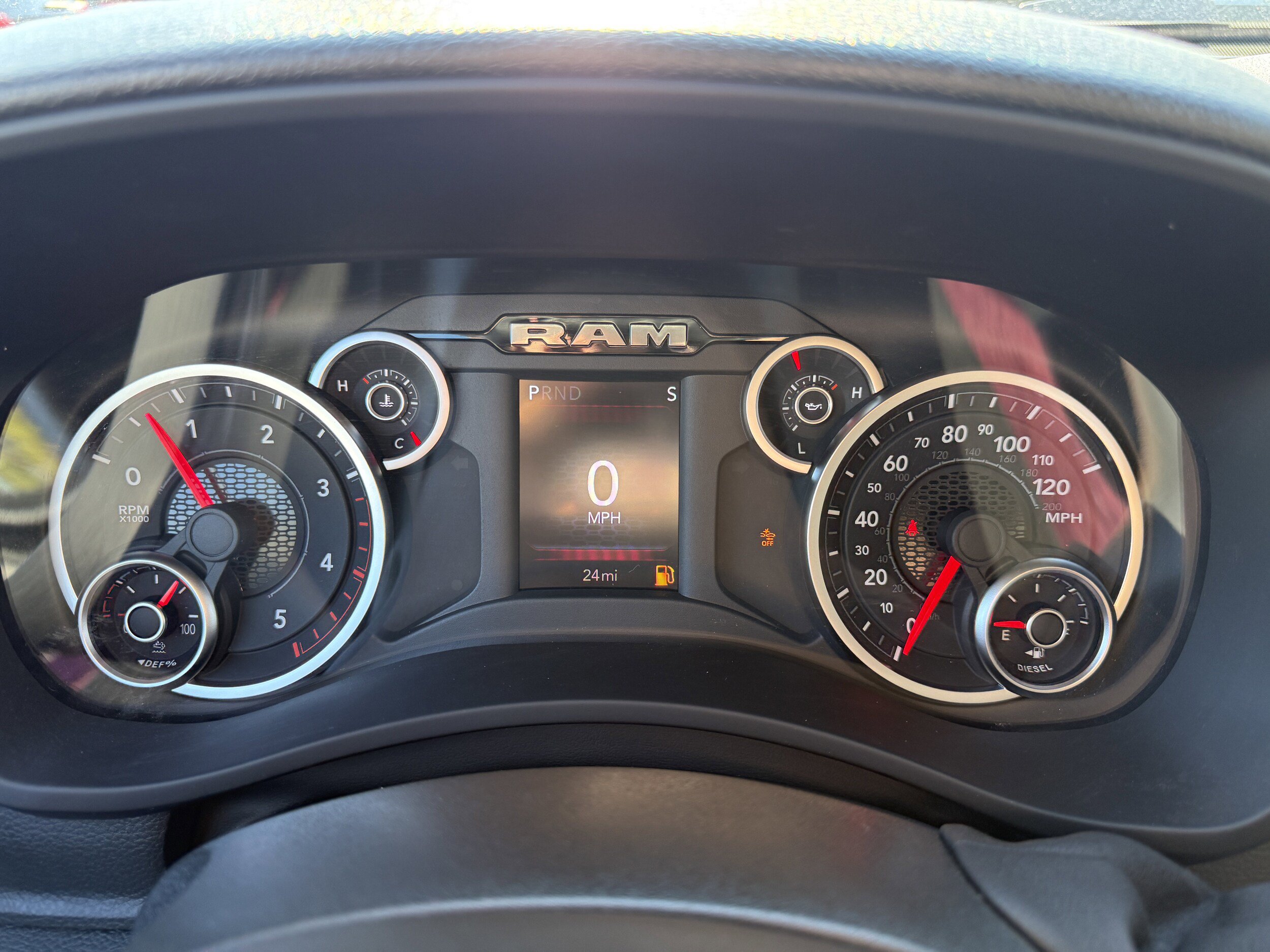 New 2026 RAM 2500 Tradesman AWD/4WD image 11
