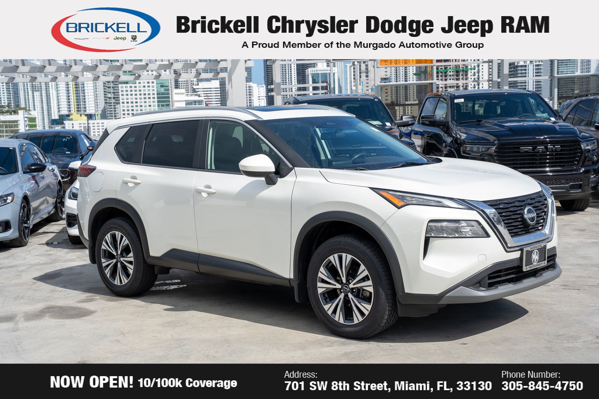 Used 2023 Nissan Rogue SV w/ SV Premium B Package image 3