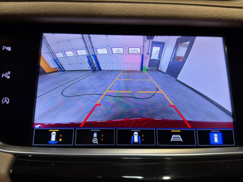 Used 2022 Cadillac XT5 Sportv w/ Platinum Package image 32