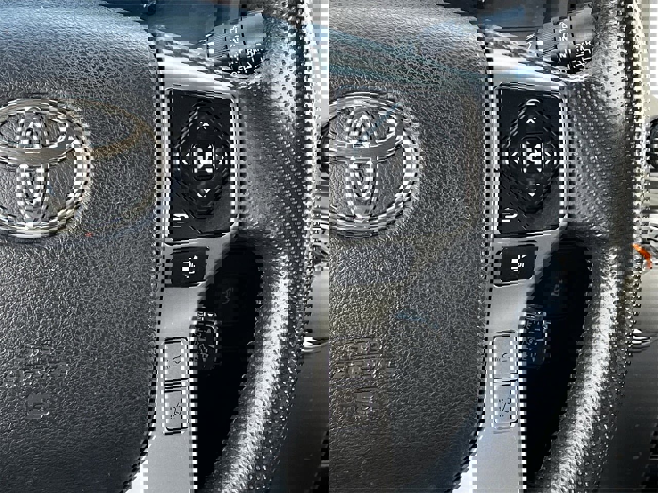 Used 2023 Toyota 4Runner SR5 Premium image 13