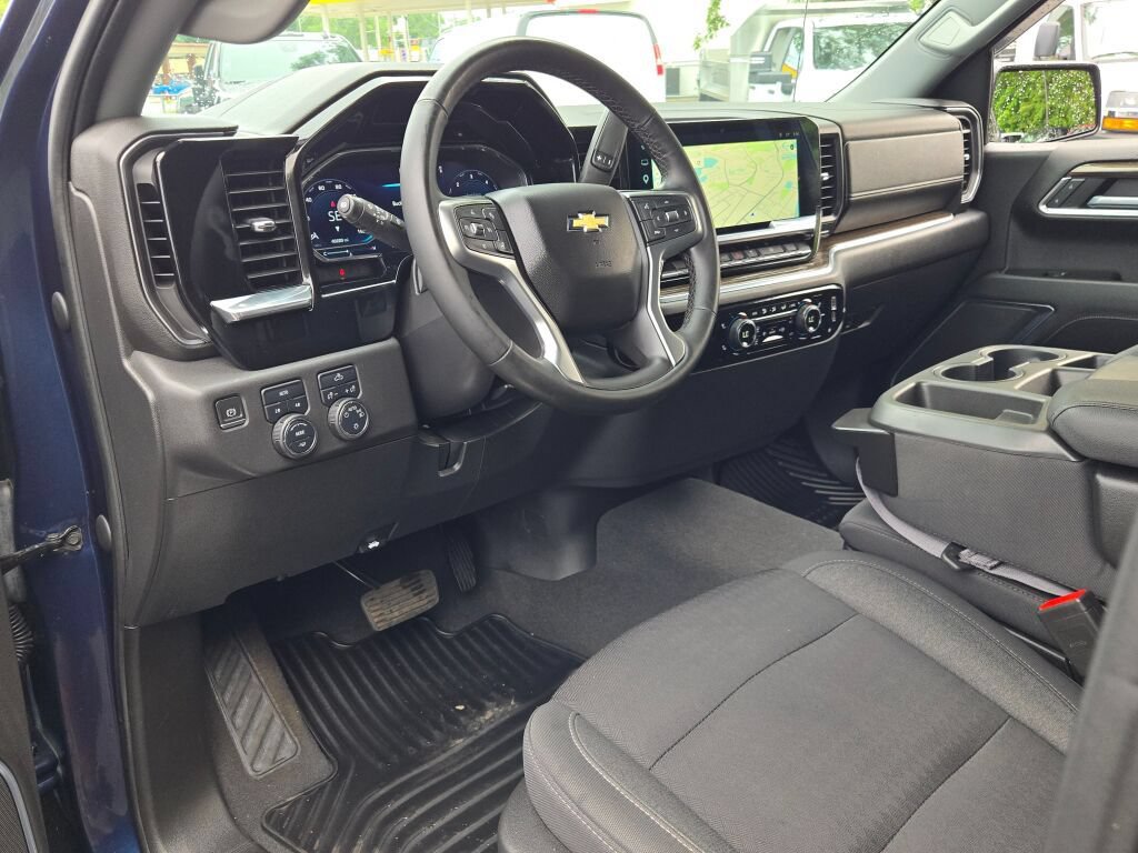 Certified 2023 Chevrolet Silverado 1500 LT AWD/4WD image 26
