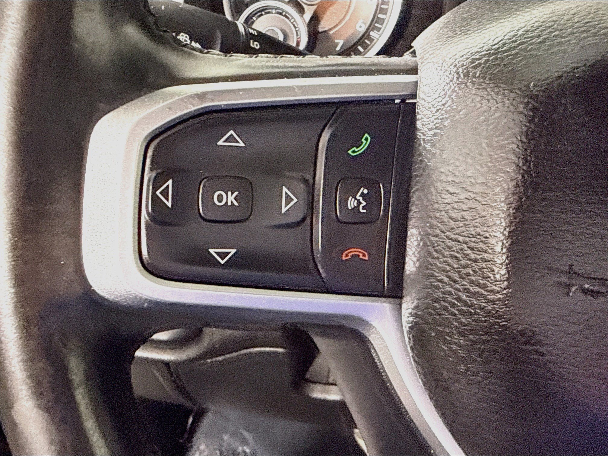 Used 2019 RAM 1500 Big Horn RWD image 14