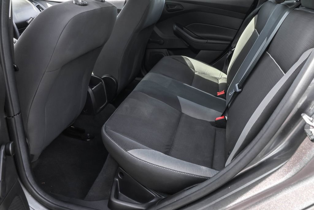 Used 2014 Ford Focus S FWD image 26