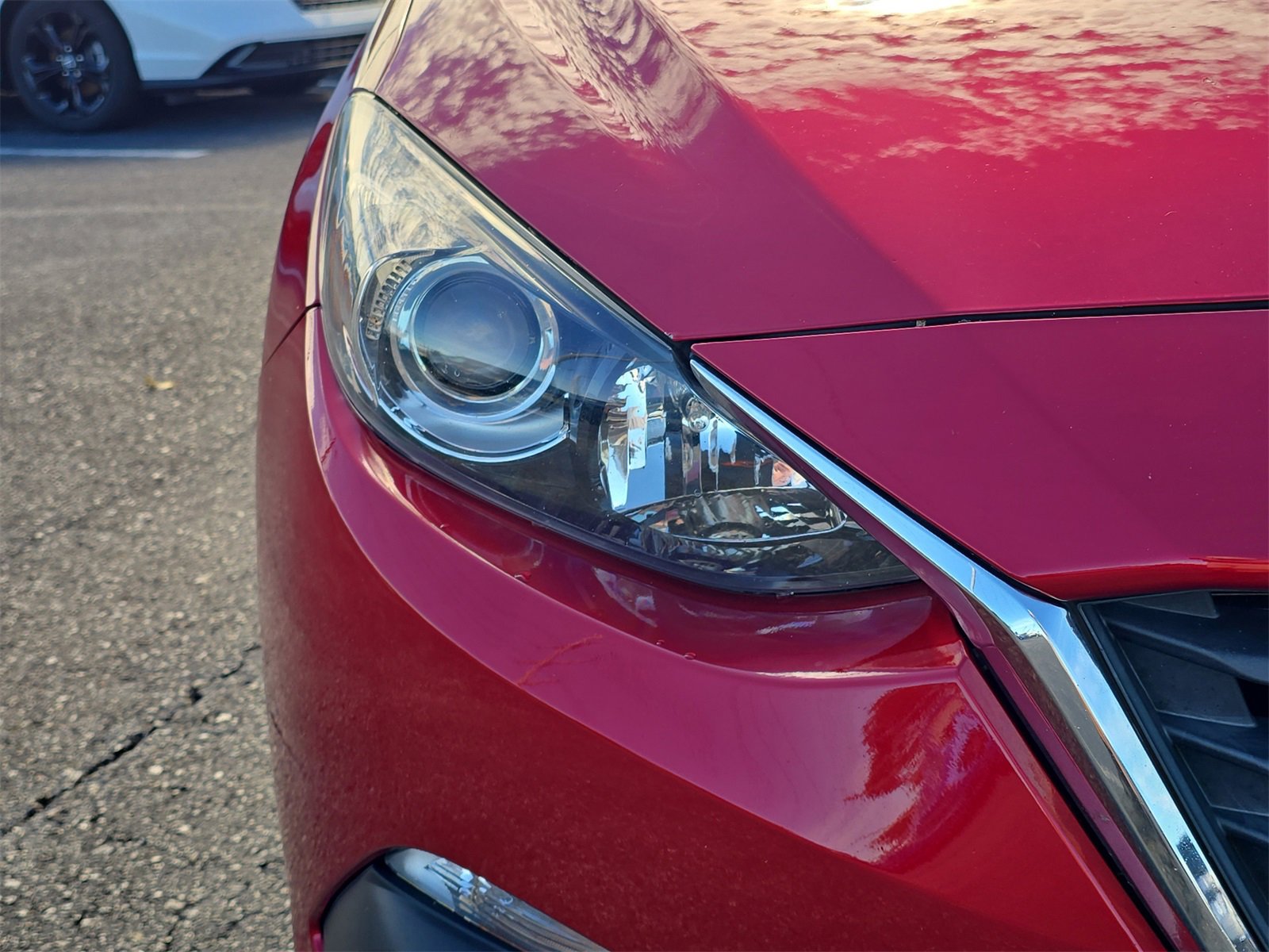 Used 2016 MAZDA MAZDA3 i Touring w/ Popular Equipment Package image 7