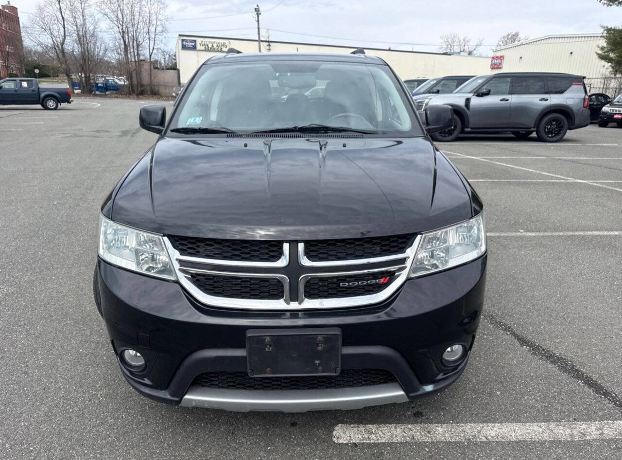 Used 2013 Dodge Journey SXT w/ Popular Equipment Group AWD/4WD image 2