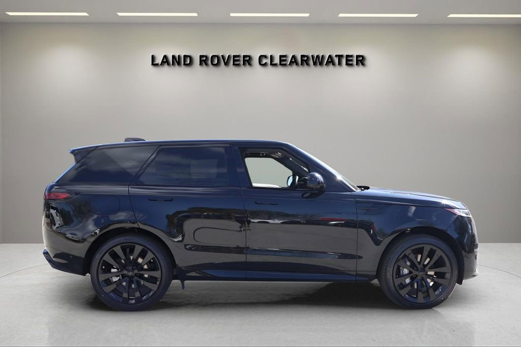 New 2026 Land Rover Range Rover Sport Dynamic SE AWD/4WD image 6