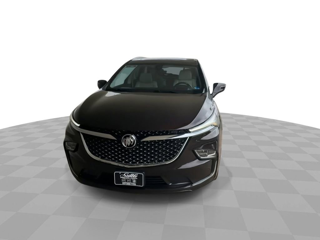 Certified 2022 Buick Enclave Avenir w/ Avenir Technology Package AWD/4WD image 3