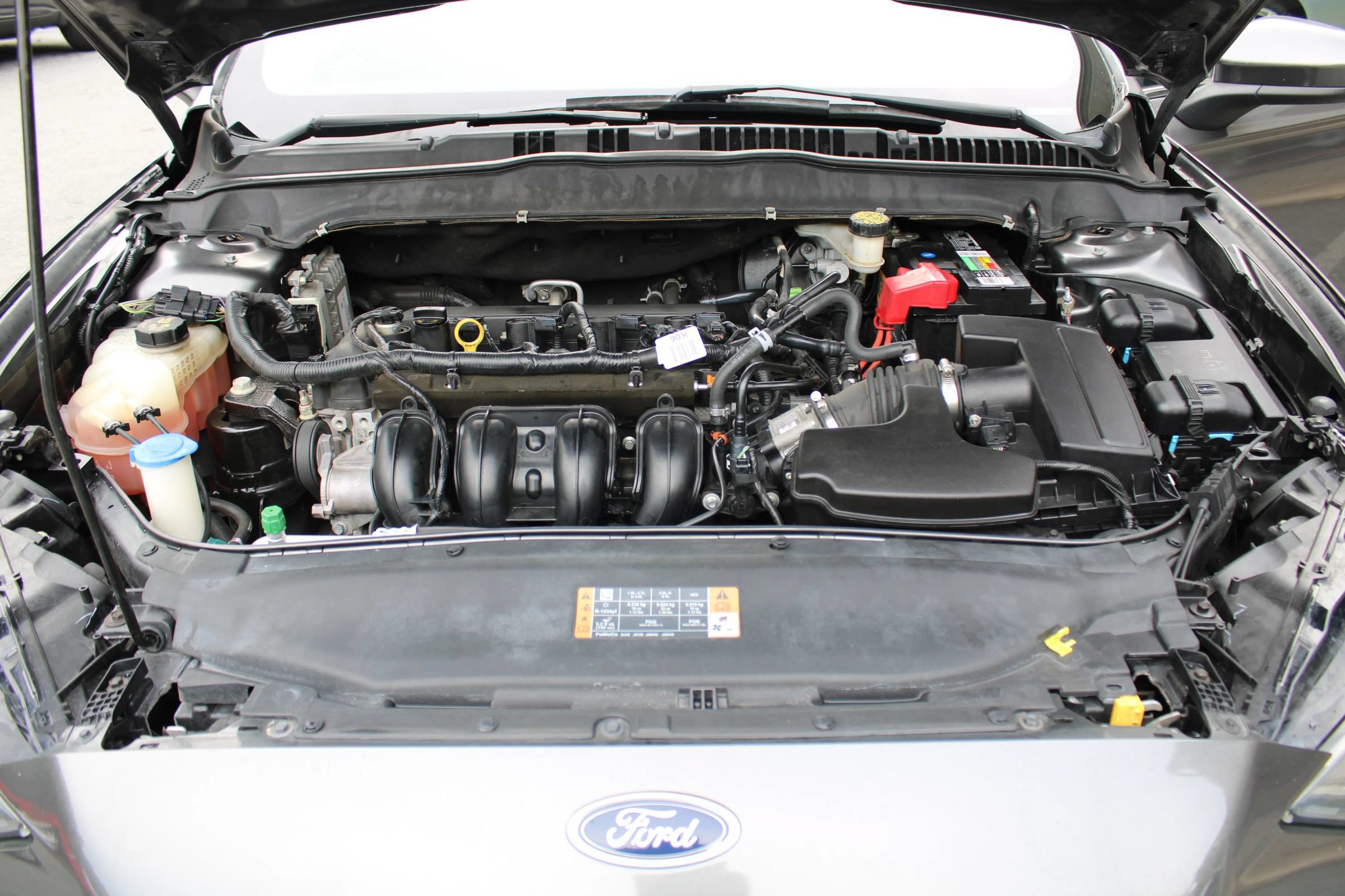 Used 2017 Ford Fusion SE w/ Fusion SE Technology Package FWD image 41