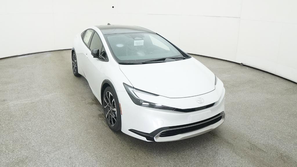 New 2025 Toyota Prius Plug-In Hybrid image 32