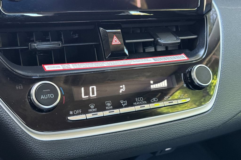 Certified 2025 Toyota Corolla LE FWD image 19