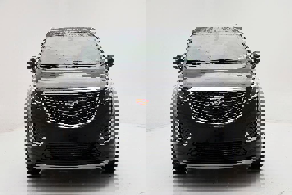 Used 2025 Cadillac XT5 Premium Luxury image 4