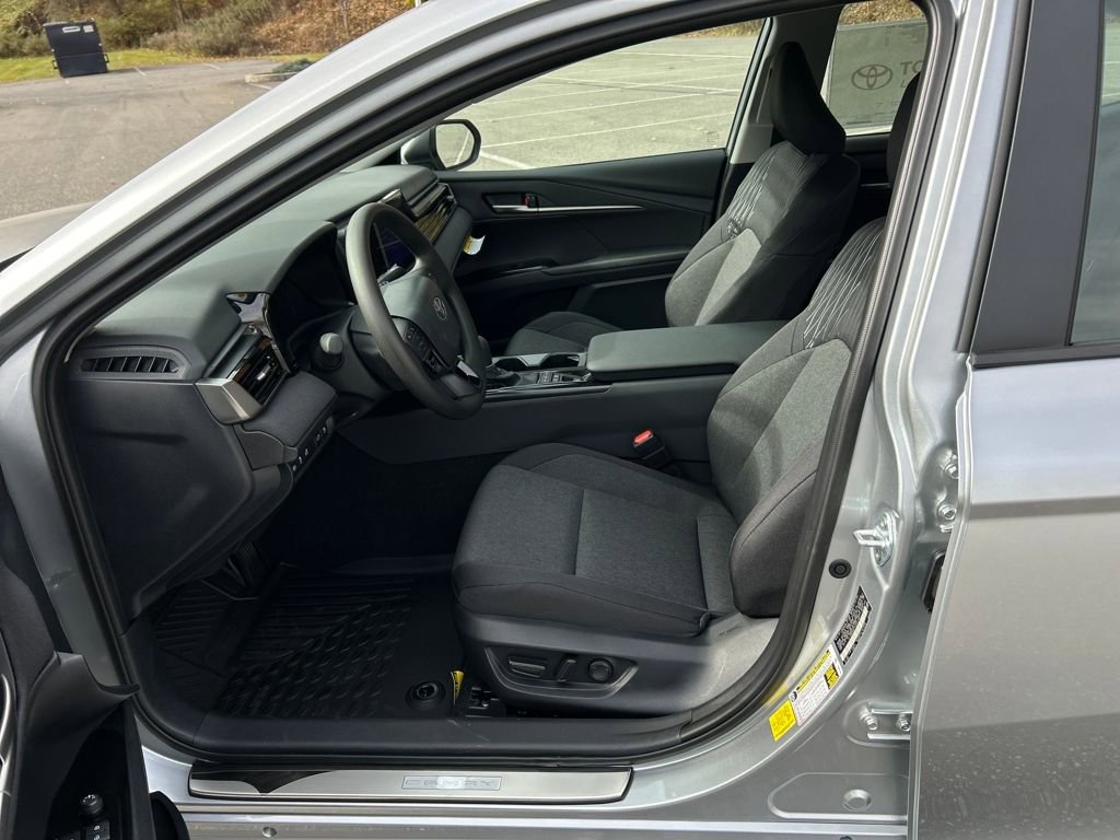 New 2026 Toyota Camry LE image 17