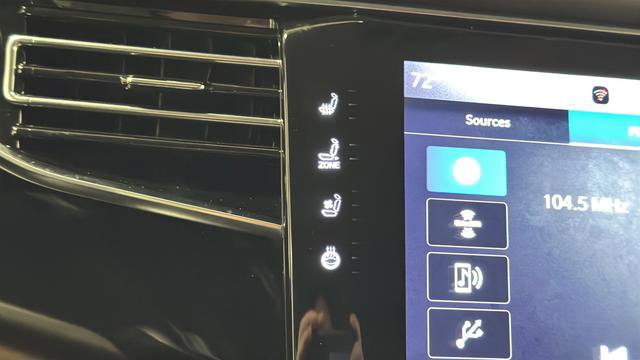 Used 2023 Jeep Grand Wagoneer 4WD image 31