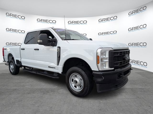 Certified 2025 Ford F350 XL AWD/4WD image 1