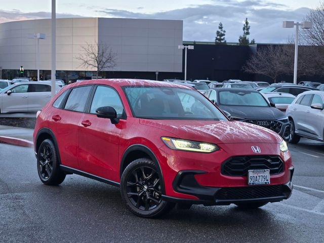 Used 2023 Honda HR-V Sport image 1