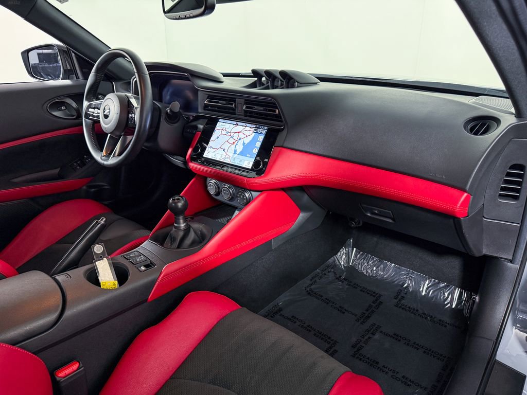Certified 2024 Nissan Z Performance w/ Floor Mat Package image 12