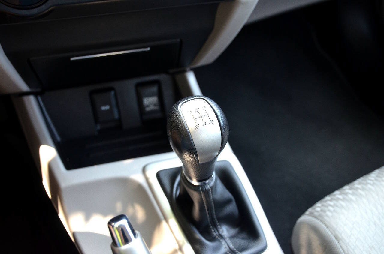 Used 2014 Honda Civic LX image 16