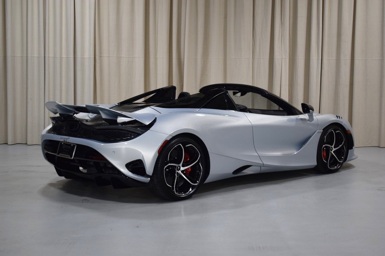 New 2025 McLaren 750S Spider image 11